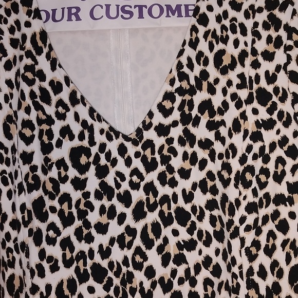 Cheetah dress 2 pockets - Picture 4 of 8